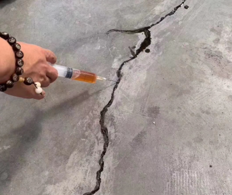 玉州混凝土裂缝修补技术详解​